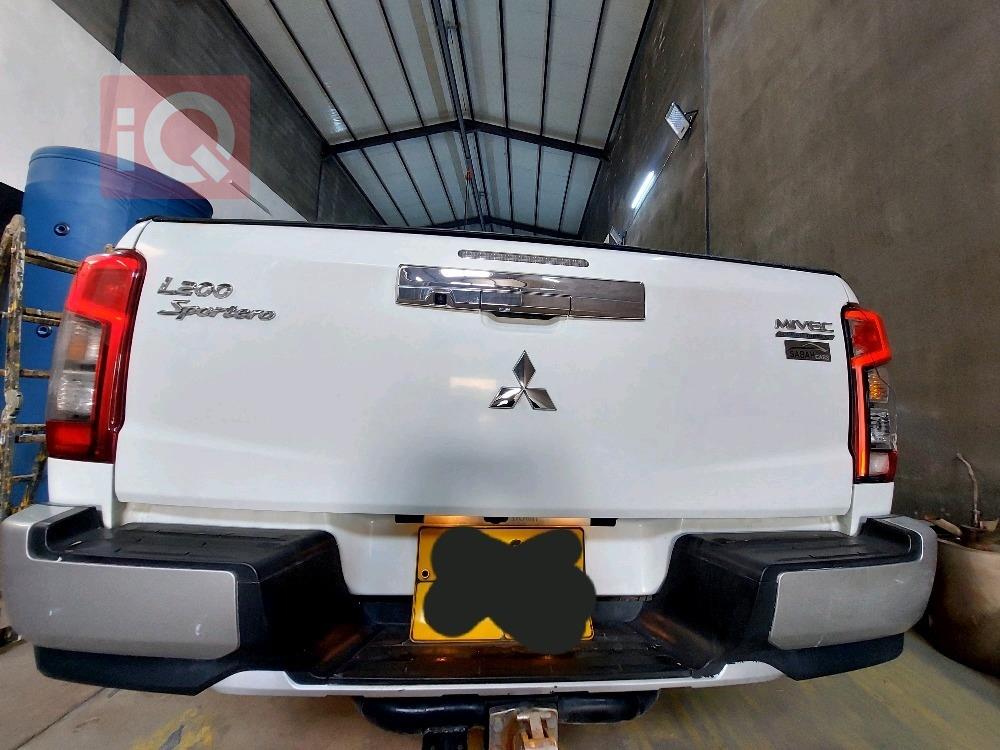 ميتسوبيشي L200